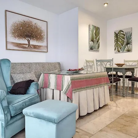 Apartamento Plaza Del Moreno アパート *